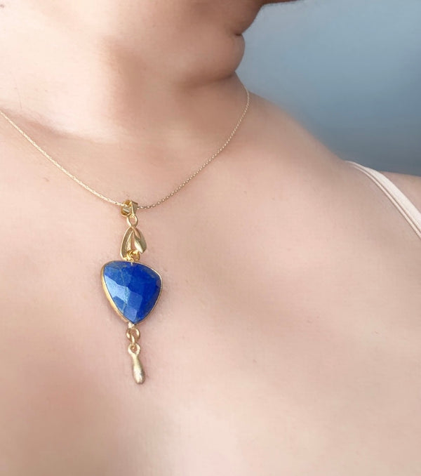 Lapis Lazuli edifying pendant