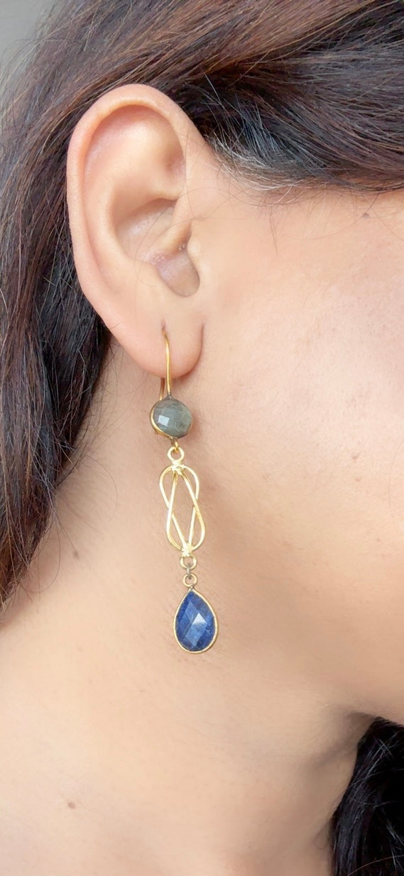 Labradorite Lapis Elusive earrings